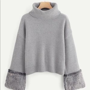 🆕faux fur cuff sweater
